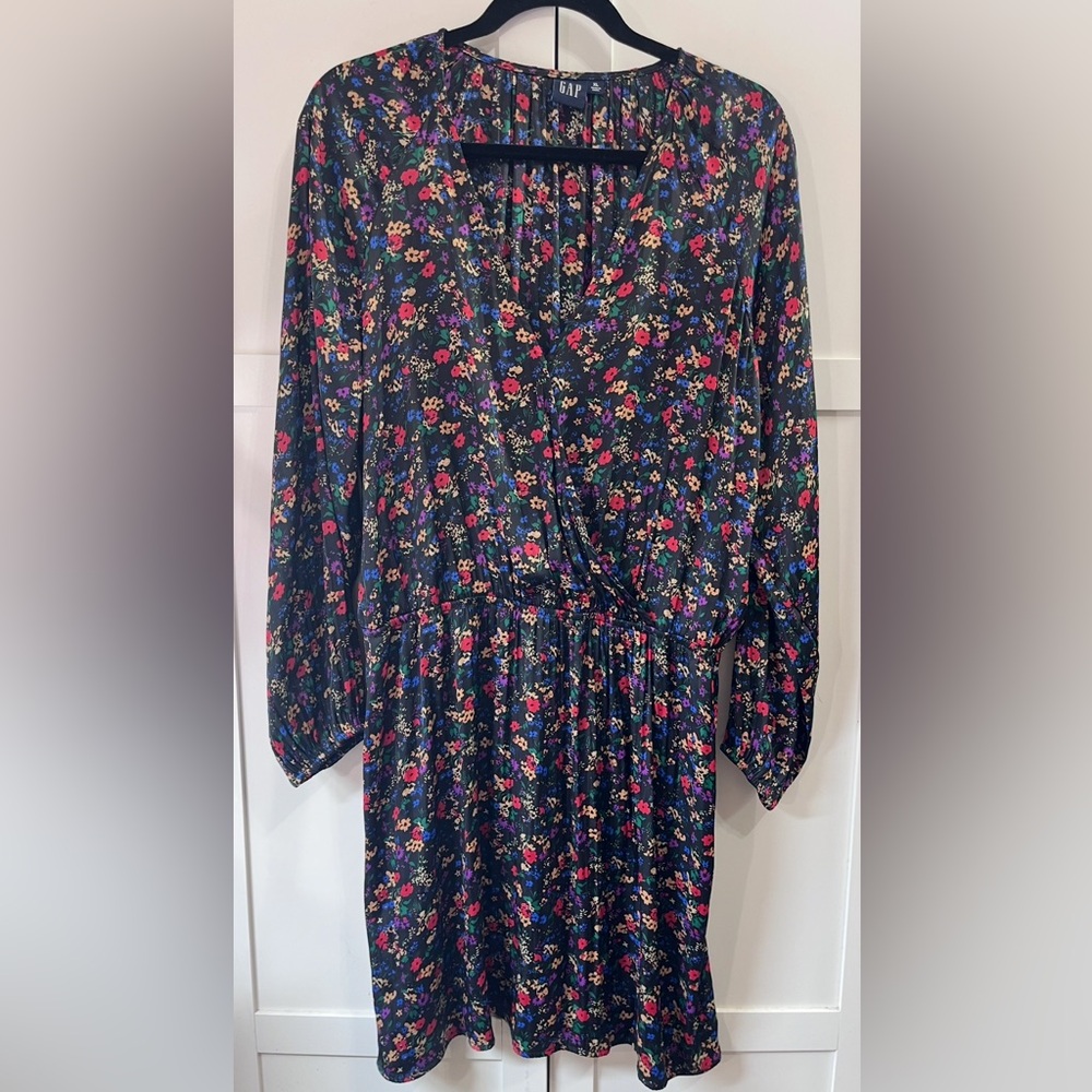 Gap Women’s Floral Wrap Dress